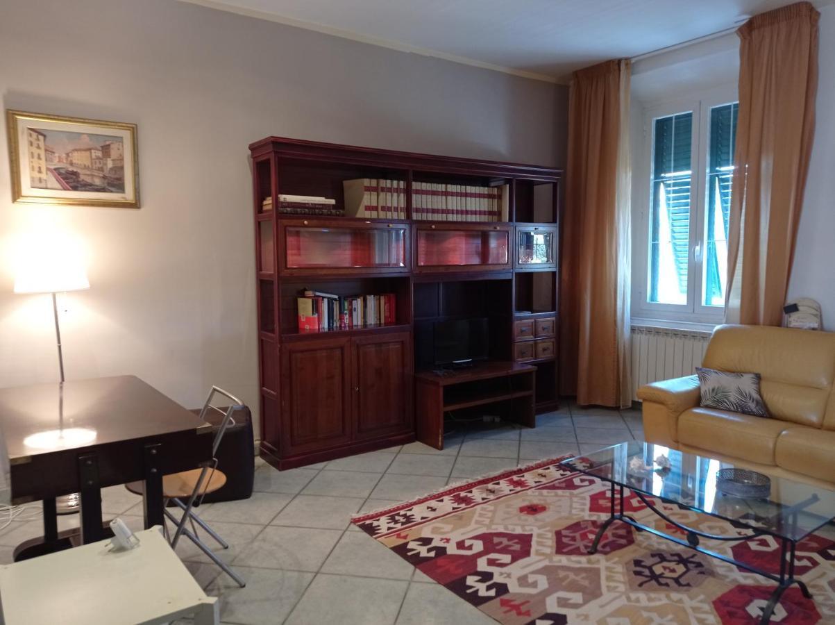 Appartamento Con Incantevole Vista Mare Livorno Luaran gambar